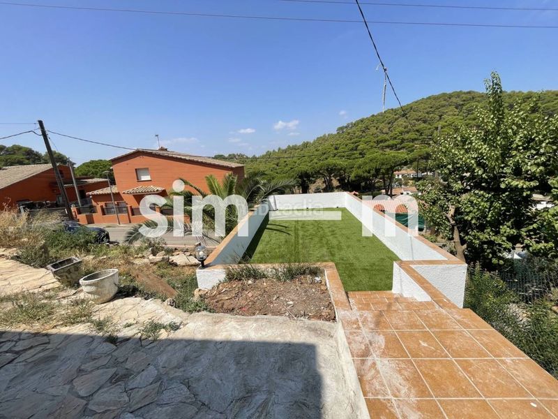Foto 9d90bd68-2727-40f4-b4e3-98c2d7e6a0ef. Casa a calle joan maragall 3 a residencial Begur-esclanyà Begur