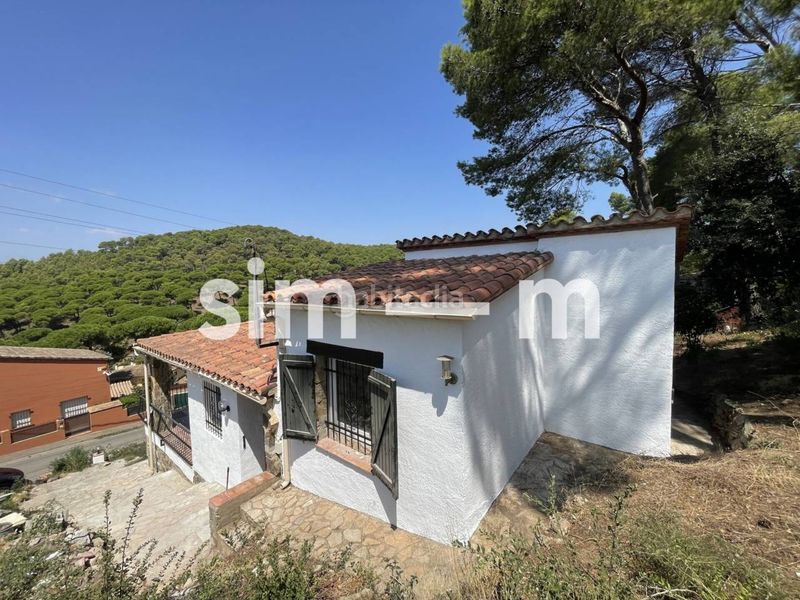 Foto f561fc17-156a-4b3d-b910-83b757545504. Casa a calle joan maragall 3 a residencial Begur-esclanyà Begur