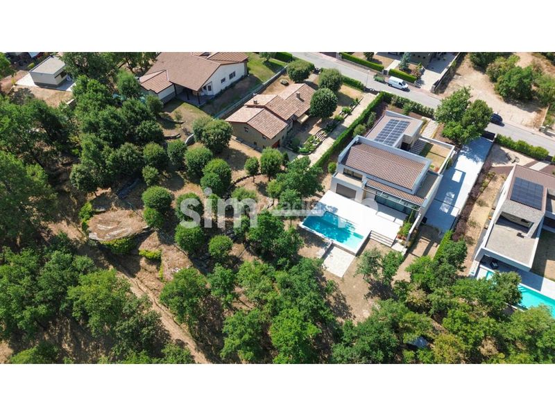 Foto 05740b83-a684-4d35-bbac-a9ba2a9b1a30. Chalet torre en venta zona urb. goitallops en Taradell