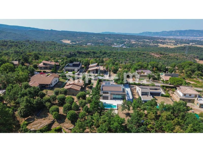 Foto 15938e25-d7a1-4378-85a9-696c776576fc. Chalet torre en venta zona urb. goitallops en Taradell