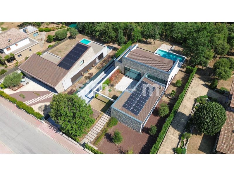 Foto 6a415620-a782-4f1a-ba8f-6730bd35709a. Chalet torre en venta zona urb. goitallops en Taradell