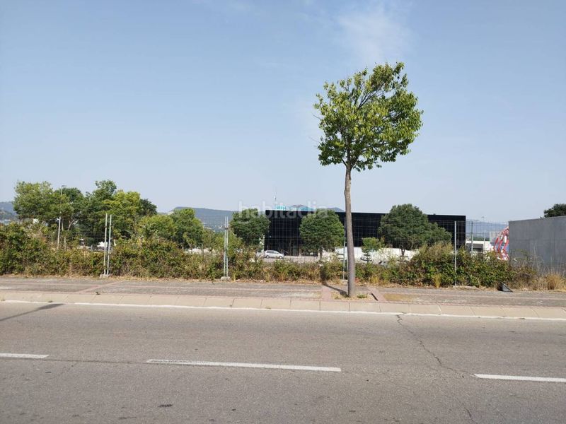 Foto d976f686-00a6-4486-9fdb-2a011f230a41. Area edificabile industriale in Nord Vic