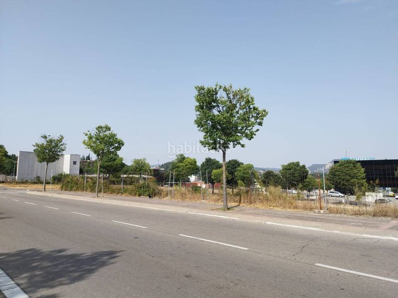 Foto fcd403cd-f92c-41eb-a6ce-f311ab1affce. Area edificabile industriale in Nord Vic