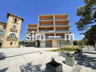 Location Appartement  Calle plaça del monestir. Piso en alquiler  zona el milenio