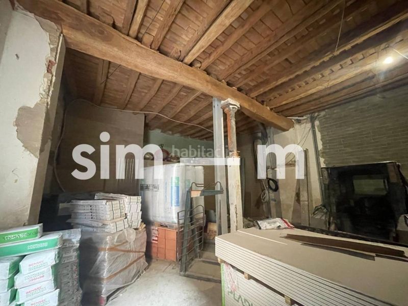 Foto 5ca1727c-14ca-463c-b263-747067dbc267. Local comercial a Nord Vic