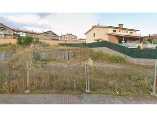 Terreno residencial  Calle l´esquerda. Solar en venta  zona lesquerda