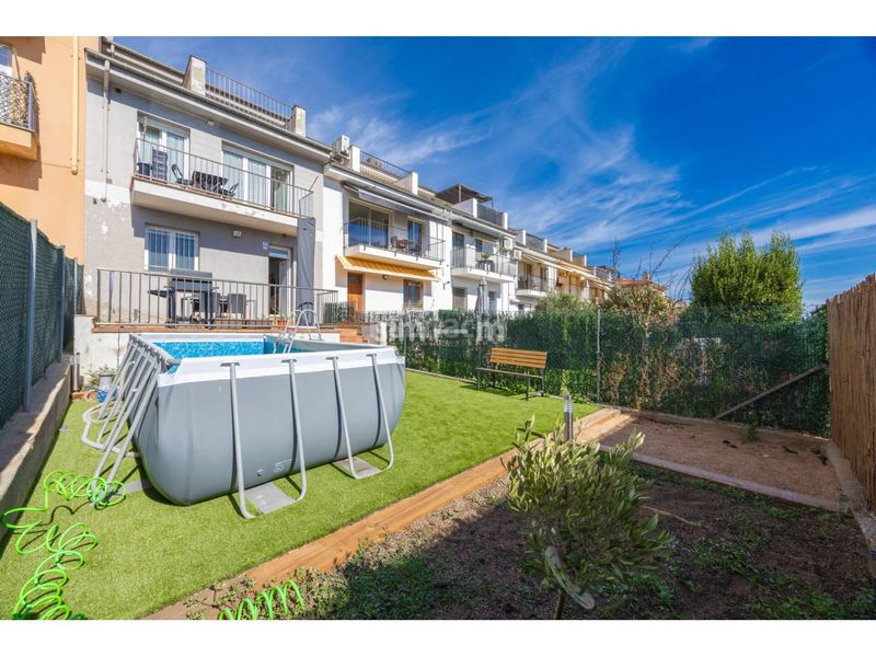 Foto 57cecb51-9db8-4df8-ba1e-87491f4a8b1f. Casa amb calefacció aparcament piscina a Masies de Voltregà (Les)