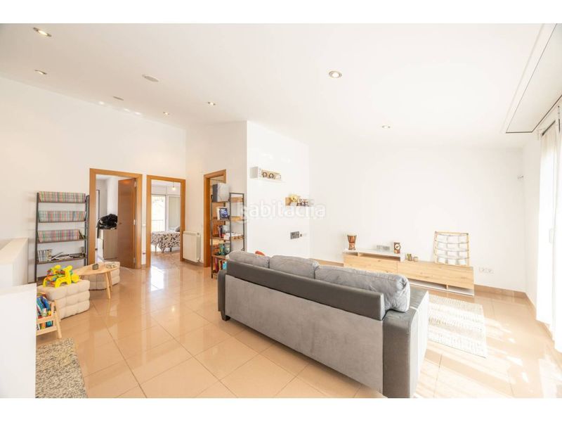 Foto cf5d34f5-15aa-439f-be19-302b061f3441. Casa amb calefacció aparcament piscina a Masies de Voltregà (Les)