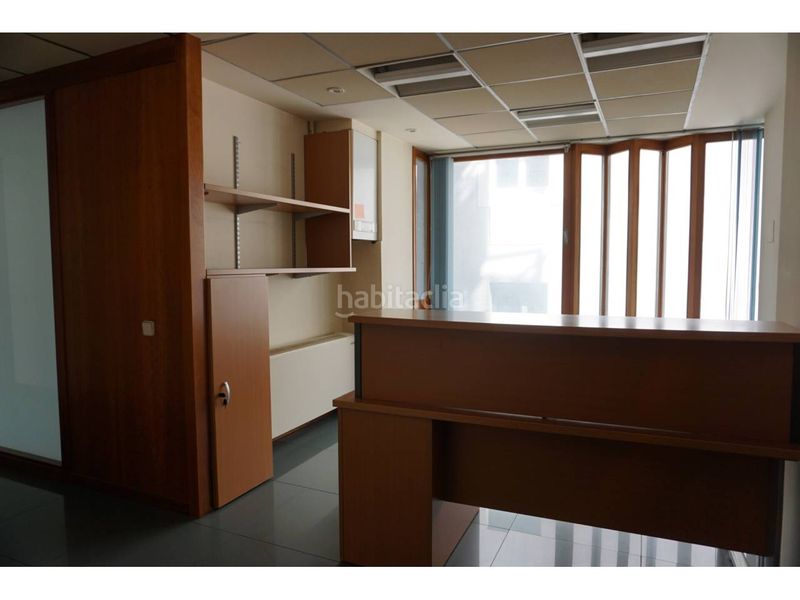 Foto e810b3aa-4aa0-4d9f-b5b6-07de1b15acd1. Affitto ufficio con riscaldamento in Centre Vic
