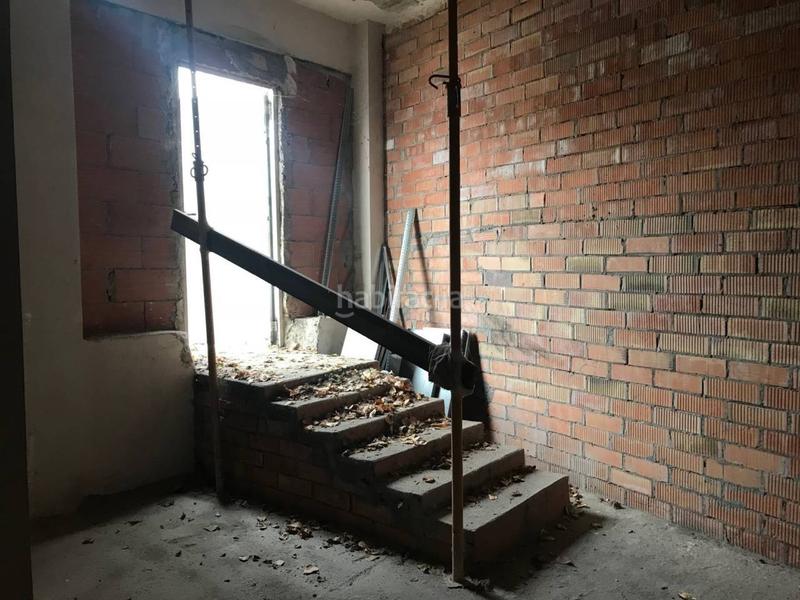 Foto 27a188a0-0b20-4252-bdb8-9e3c68e77b82. Alquiler local comercial local en alquiler zona el nadal en Vic