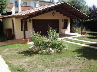 Casa a Tona. Casa en venta  zona la suïssa