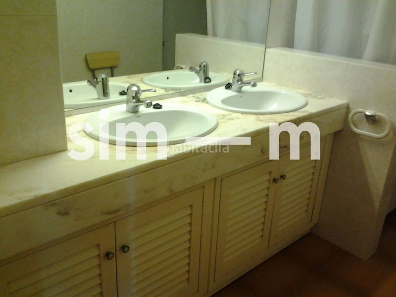 Foto 84662ebc-a9df-4665-909f-bbf688ae6474. Casa amb aparcament a Tona