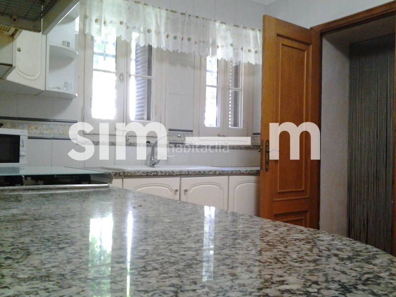 Foto d87e4217-cf8d-4e26-840d-d0d418af09b8. Casa amb aparcament a Tona