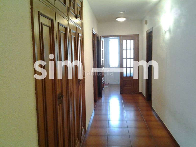 Foto f3af2f46-0246-4f7c-820d-8772e1ab3f87. Casa amb aparcament a Tona