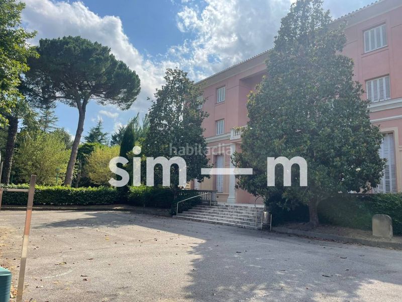 Foto 49f8bd67-0299-4943-95c4-dde87feafb91. Edifici a Tona