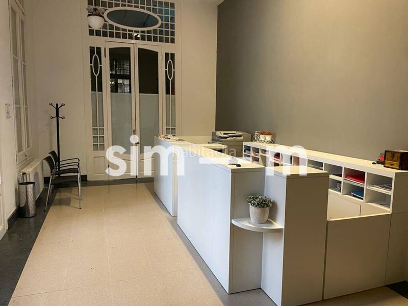 Foto e99b1a64-9ea5-4d4a-a400-af88c52aea31. Edifici a Tona