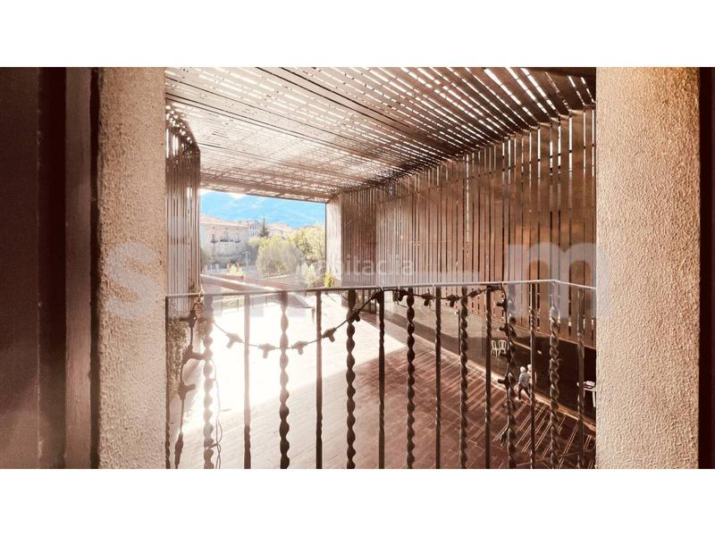 Foto 03a20eff-585f-48f8-957b-4feaf92864ca. Edificio  en venta zona centro en Ripoll