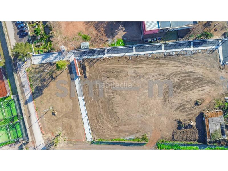 Foto 23f8286e-534a-4b0d-8217-2652e8d0b297. Gewerbliches grundstück in olímpia 100 in El Sucre-El Nadal Vic