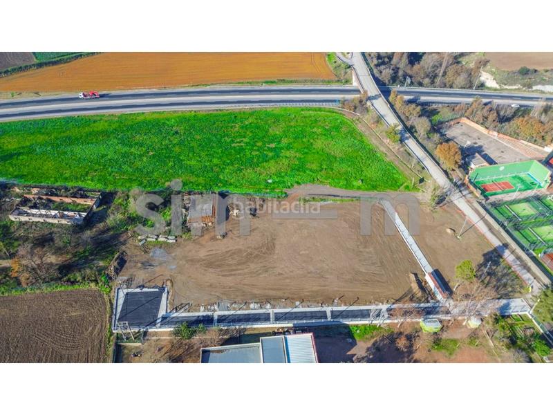 Foto 7ba29203-bc56-406b-b405-b748d56a64e0. Gewerbliches grundstück in olímpia 100 in El Sucre-El Nadal Vic