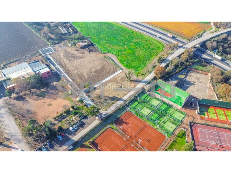 Foto 96d5b4e1-9b93-4a68-a221-0570df441808. Gewerbliches grundstück in olímpia 100 in El Sucre-El Nadal Vic