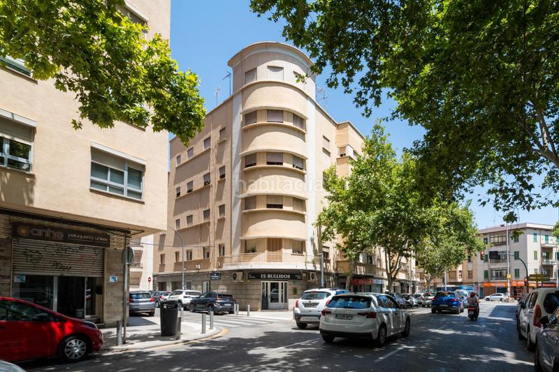 Foto 047defdb-6aff-424b-9f05-91374a0b856f. Piso amplio piso con potencial en una ubicación privilegiada en Palma de Mallorca