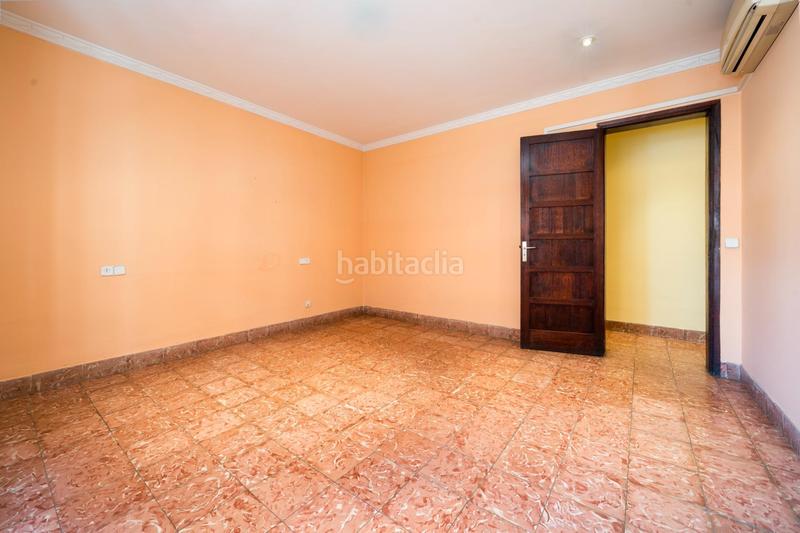 Foto 817b24f7-bbf0-49b2-951b-1a58e14c5178. Piso amplio piso con potencial en una ubicación privilegiada en Palma de Mallorca