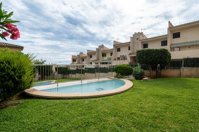 Foto 1cc8239b-39b9-4b8e-8c9d-fc86550d109d. Planta baixa amb calefacció piscina a Capdepera poble Capdepera