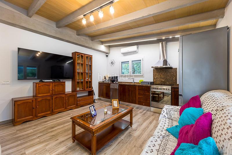 Foto f948a7e2-8738-4463-a5cd-b334d7d9bdab. Masía peculiar propiedad rústica con dos viviendas en Capdepera