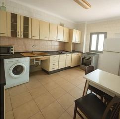 Pis  Palma de mallorca - calle de beatriu de pin�s. Piso con inquilinos, ideal para inversores.