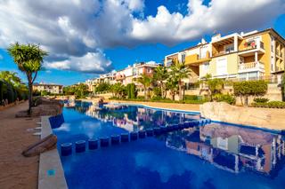 Appartement à Son Ramonell-Es Figueral. Piso en urbanización con piscina y zonas ajardinadas