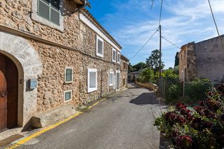 Maison jumelée  Sencelles - carrer quintana. Dos casas independientes con terreno, pozo de vena y vistas desp