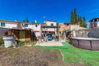 Casa adossada  Sencelles - carrer major. Dos casas independientes con terreno, pozo de vena y vistas desp