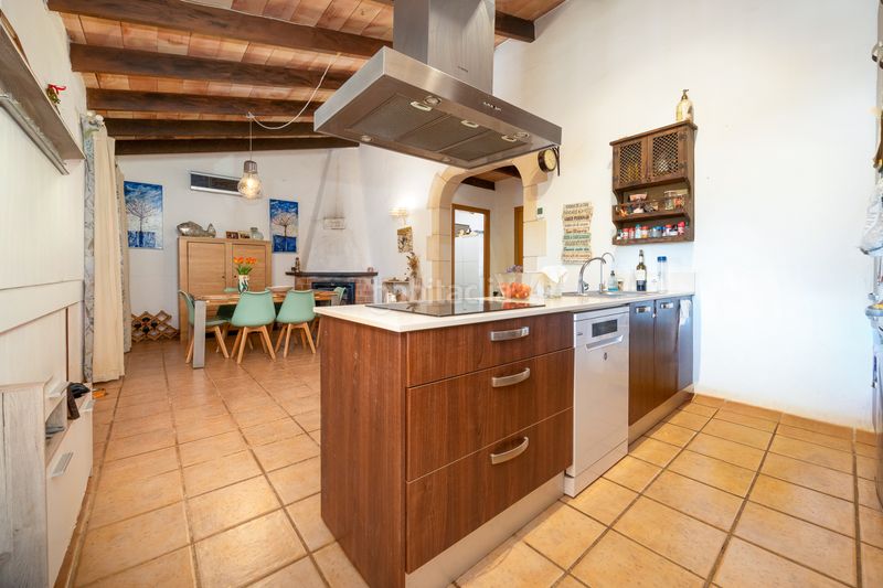 Foto ec85746b-83d4-4b12-a6c7-77950c8b15c8. Casa amb calefacció piscina a Algaida