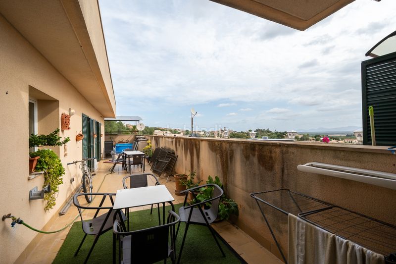 Foto 63489873-4a78-40a5-b219-745f7dcac5dd. Piso planta baja con amplia terraza y parking en Maria de la Salut