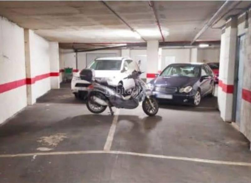 Foto 272d591e-be65-4bf4-badd-c67a558c64b5. Car parking in Playa de San Juan Alicante