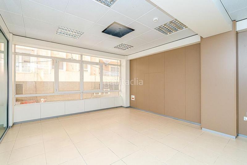 Foto 23fe6b79-0d5f-43c0-88cf-0d1ac7daf2ec. Business premise in Plaza Castelar - Mercado Central Elda