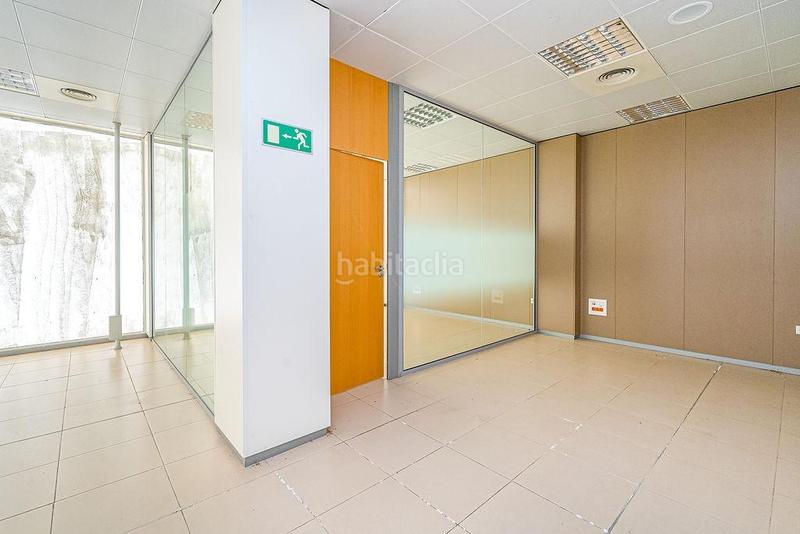 Foto a214971e-62a9-4f33-b72d-3a9af74ea994. Business premise in Plaza Castelar - Mercado Central Elda