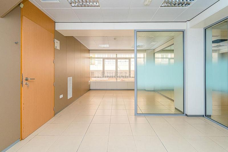 Foto ed1bdb36-5a80-4c55-8c80-c2499c468cb9. Business premise in Plaza Castelar - Mercado Central Elda