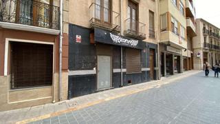 Local commercial à Las Cruces. Locales en villena