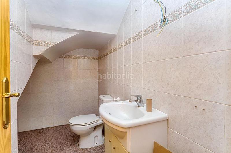 Foto 0539d3b4-2809-4a53-8d9f-0df008523b55. Reihenhaus mit heizung parking in Cañada