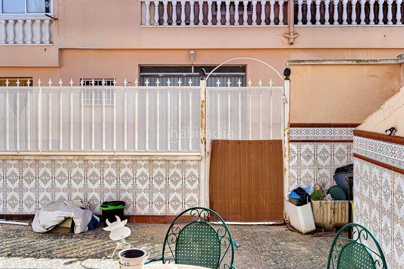 Foto d146722b-54ce-44b6-9193-a5971ccf3f27. Reihenhaus mit heizung parking in Cañada