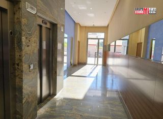 Pis a Juan Carlos I. Oportunidad única entre juan de borbón y juan carlos i. murcia.