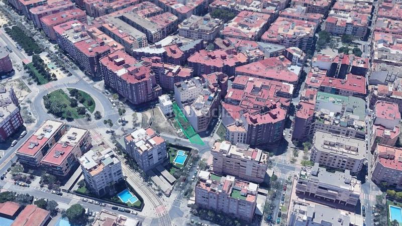 Foto c6097a05-89b7-48bd-9285-4b147dd3dfc8. Terreno residencial terreno urbano en Carolinas Altas. en Alicante