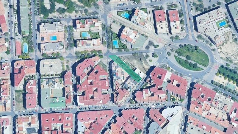 Foto e3f4afc1-c6c8-43ff-a44f-c2edea07df2e. Terreno residencial terreno urbano en Carolinas Altas. en Alicante