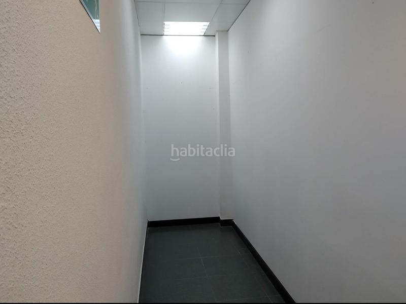 Foto f32a5bec-5098-4967-aaa2-1394d7286469. Locale commerciale in Salinas