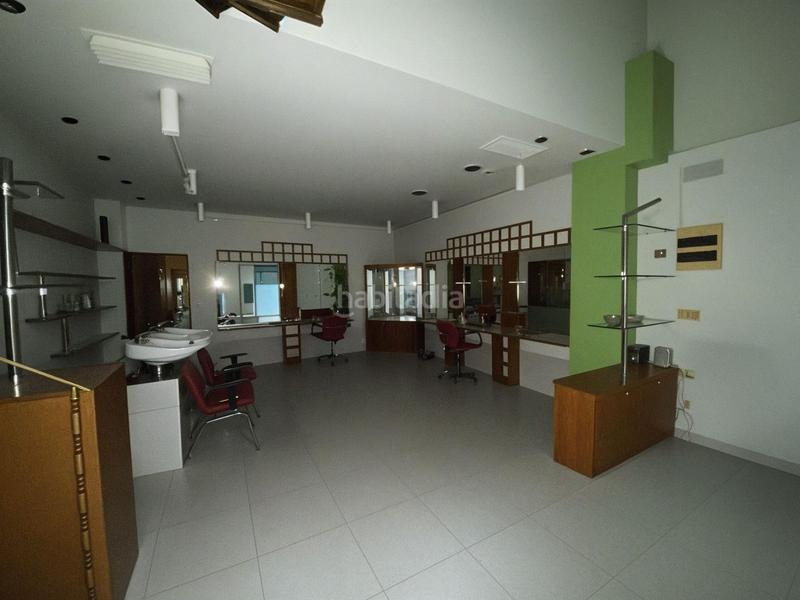 Foto 0887e156-1330-47bc-aed0-7f40dd76345c. Local comercial  en el centro en Ensanche-Diputación Alicante