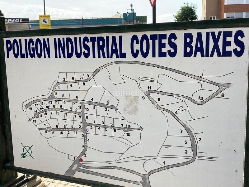 Foto fb6bec19-87f1-45a1-8b89-540d969a8aee. Industrial building in Zona Nord Alcoi