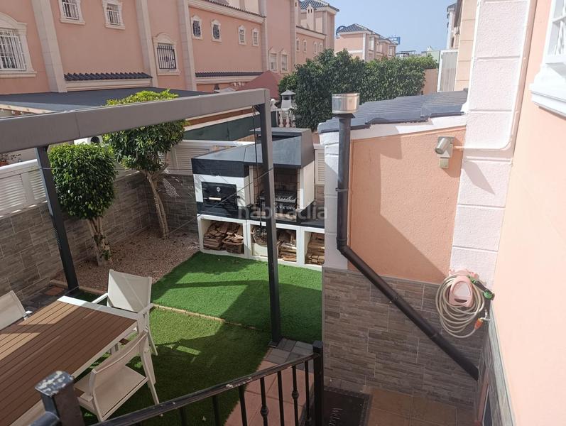 Foto 452cec28-a1d9-4843-bd34-4807661dd229. Casa con parcheggio piscina in Puerto Marino Santa Pola