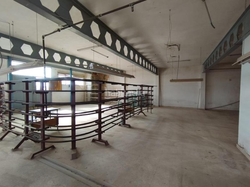 Foto 67432889-0b0a-4c52-b7c4-357fb73e68ae. Capannone industriale in Plaza Castelar - Mercado Central Elda