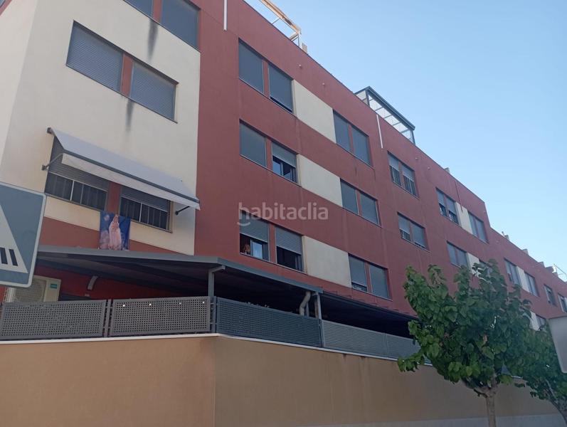 Foto f1480564-fec6-4fe4-8cc7-a95af6e74d1c. Casa amb aparcament a Las Fuentes-Los Cipreses Aspe